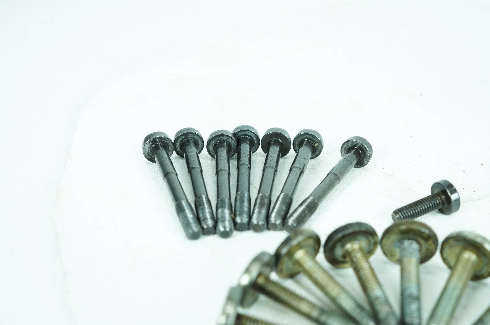 2002-2006 BMW 745Li / 645Ci / 545i OEM Automatic Transmission Oil Pan Bolt Set 5078 image 3
