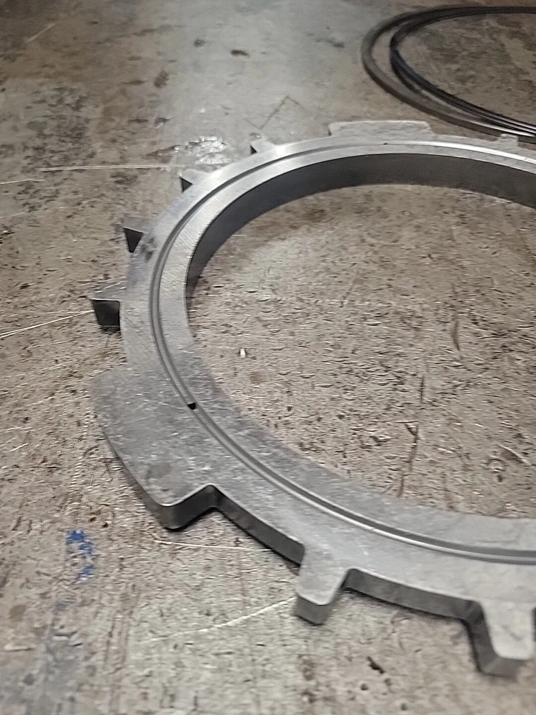Allison 1000/2000 C4 Top Pressure Plate & Snap Ring (Used) image 2