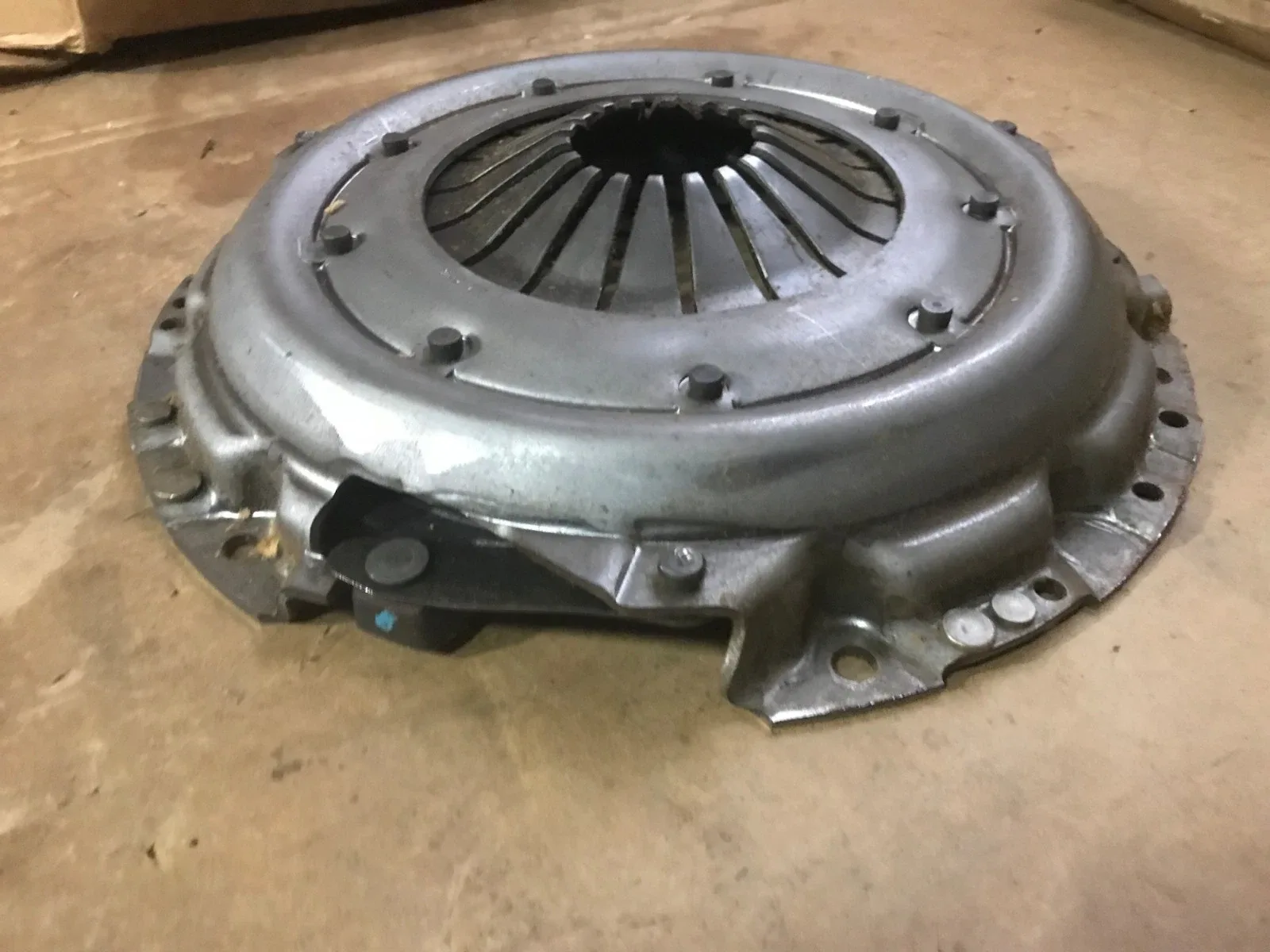 1985-1989 Chevy GMC Pickup Clutch Pressure Cover & Plate MPN 15562321 image 4