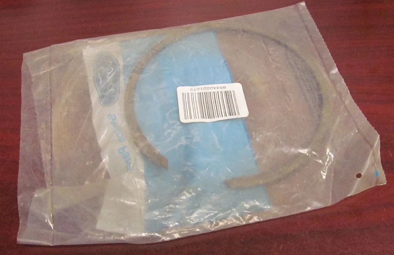 1986-1989 Ford Taurus AXOD Clutch Plate Snap Rings - E8DZ-7D483-D