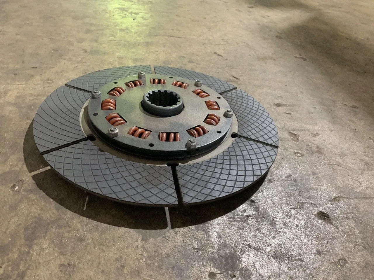SMI Marine Clutch Plate with Center Splined Hub — 6-Segment Friction image 3