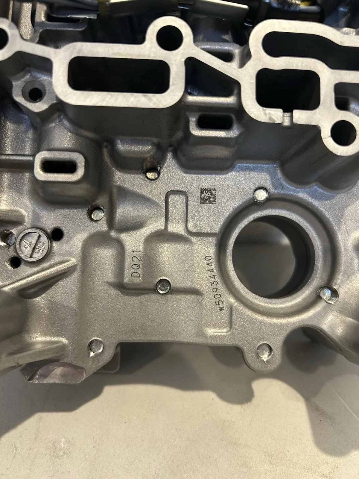 JF015 RE0F11A CVT Valve Body Compatible with Sentra Tiida image 2