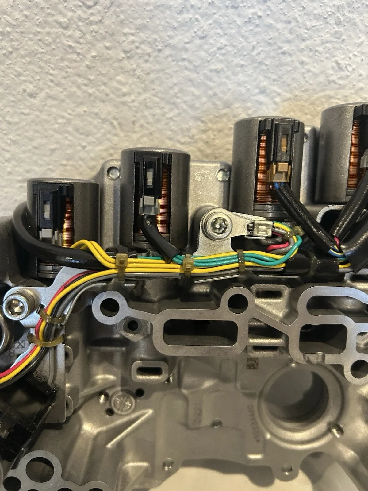 JF015 RE0F11A CVT Valve Body Compatible with Sentra Tiida image 4