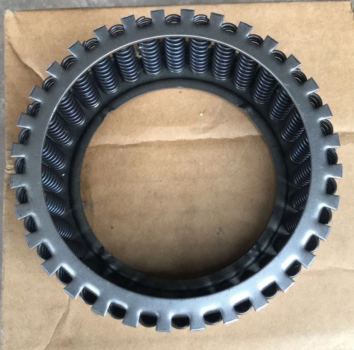 Ford AX4S Intermediate Clutch Spring Plate Retainer E7DP-7G297-AA image 3