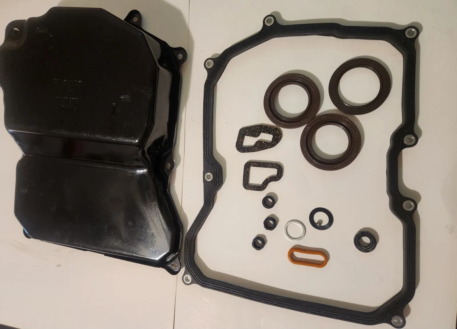 VW09G/TF60SN Transmission Oil Pan  (09G321361A) & EXTERNAL KIT SEALS  03-UP image 2