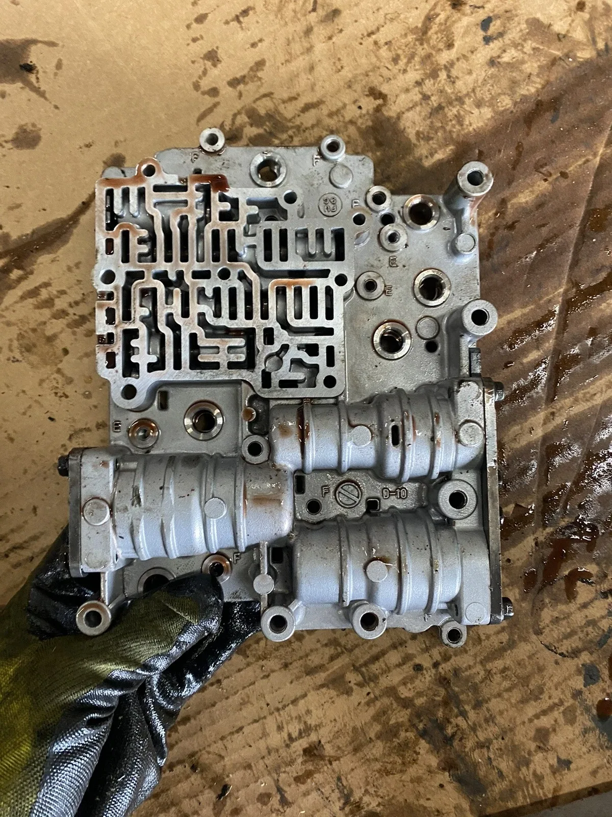 Mazda V6 2.5L Transmission Valve Body ML5W23 (Used)