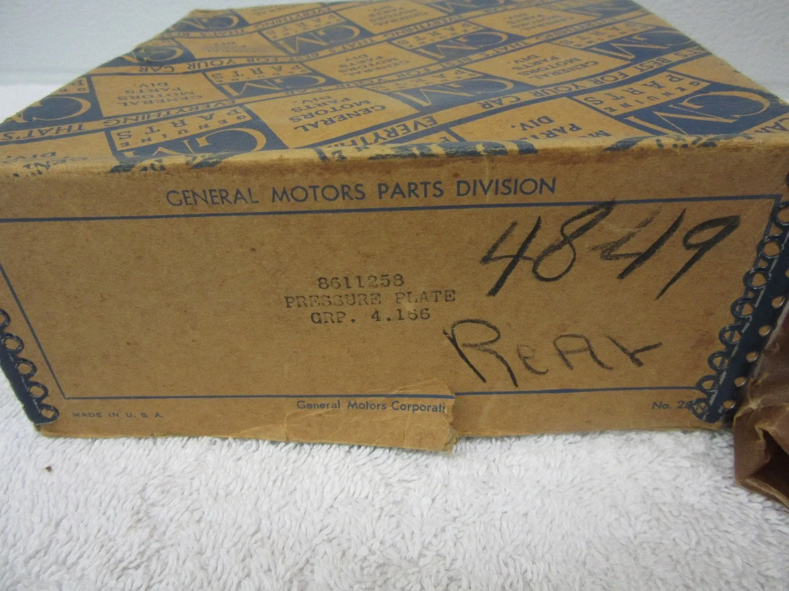 1946-1950 GM H.T. Transmission Rear Clutch Pressure Plate — 8611258 image 2