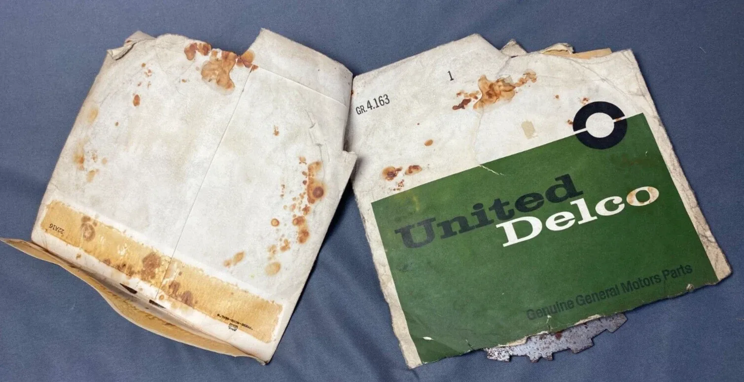 1976–1977 GM Delco Clutch Plates 8624199 (NOS) image 2