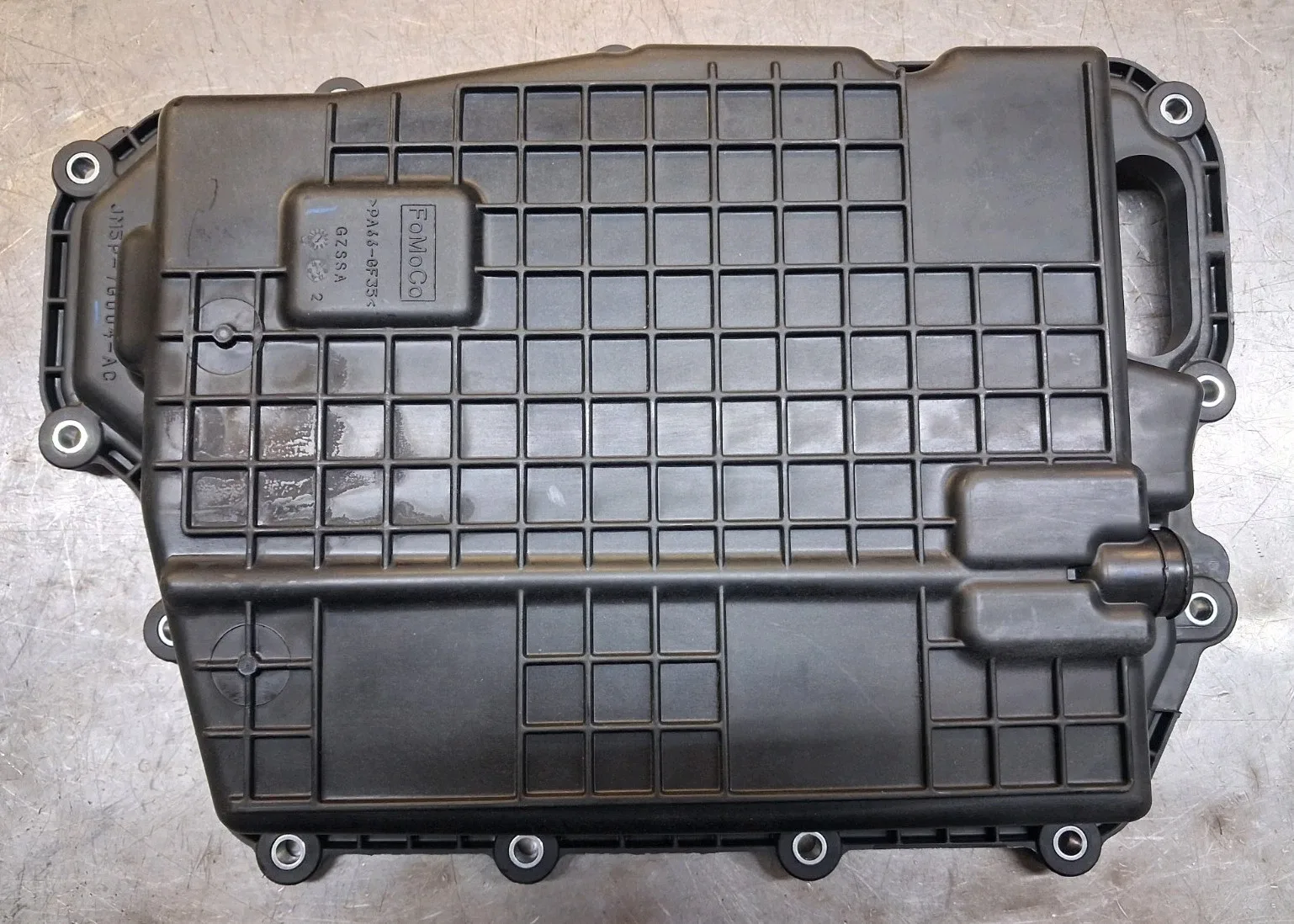 8F35 TRANSMISSION OIL PAN- SIDE PLASTIC GFX PT# S331868 image 2