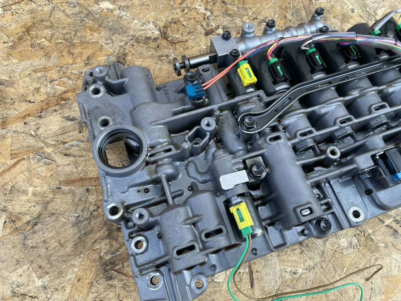 2010-2016 Audi Q7 3.0L Transmission Valve Body Assembly (OEM) image 3