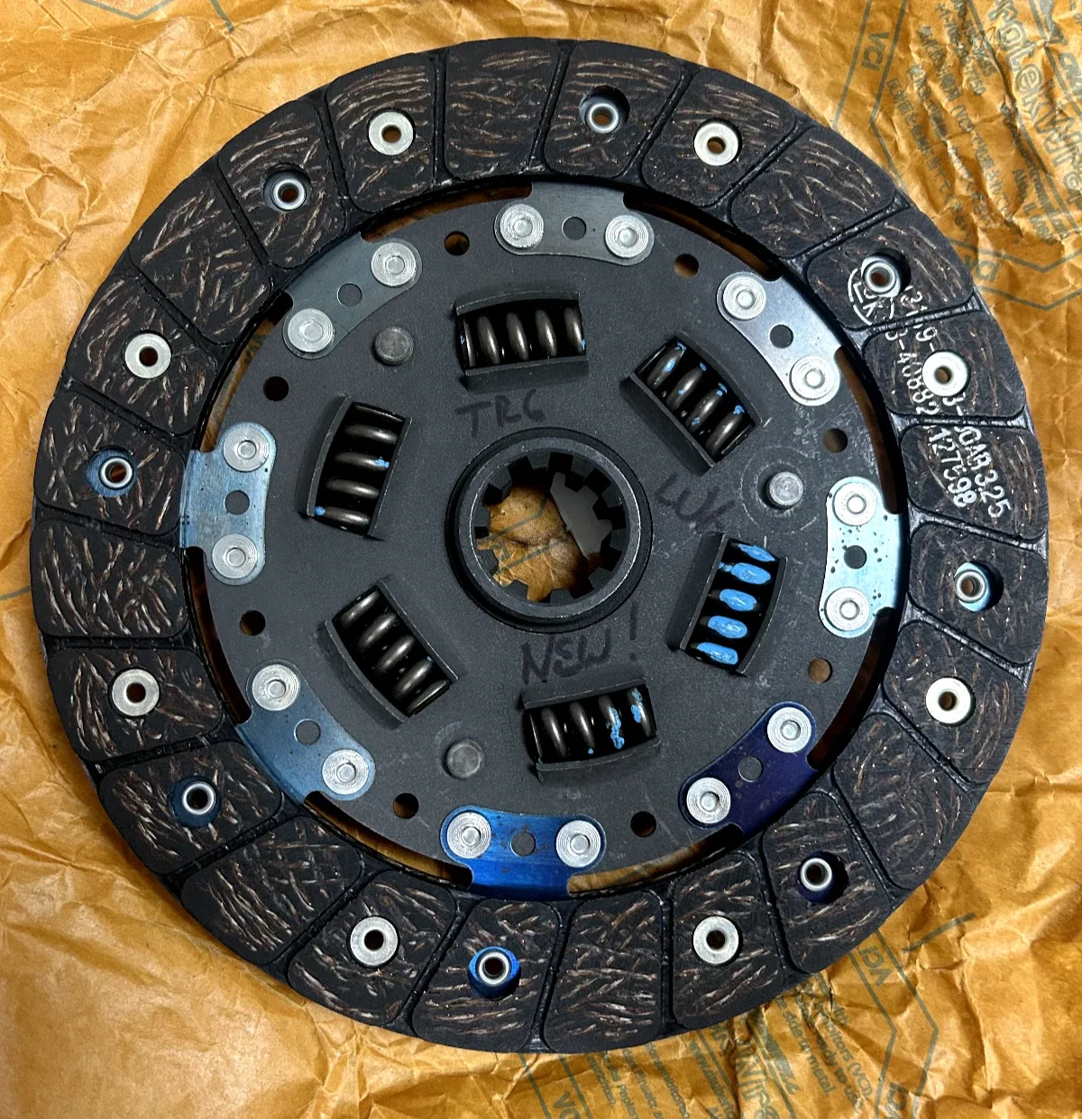 LuK Clutch Plate GCP143 / 322 0135 16 for TR4A TR5 TR250 TR6 image 3