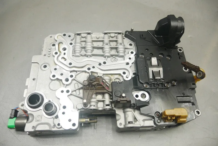2014-2024 Maserati Quattroporte Ghibli Transmission Valve Body Mechatronic 673004343 image 2