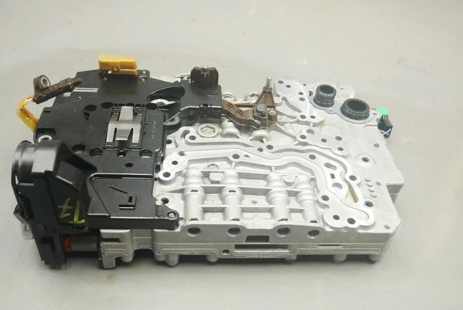 2014-2024 Maserati Quattroporte Ghibli Transmission Valve Body Mechatronic 673004343