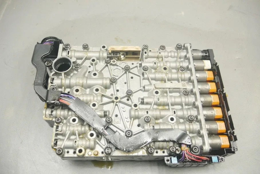 2012-2014 Audi Q5 Valve Body Mechatronic 1087128548 image 3