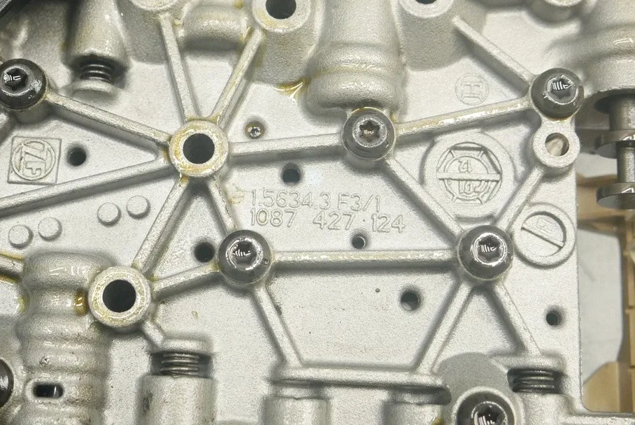 2012-2014 Audi Q5 Valve Body Mechatronic 1087128548 image 4