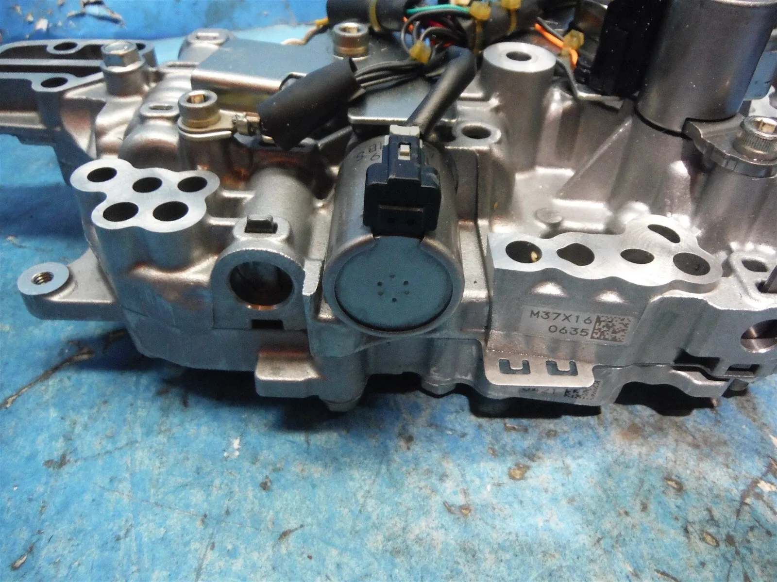 RE0F10D (JF016E) Nissan / Jatco CVT Transmission Valve Body ATO M1B ARO M8 image 3