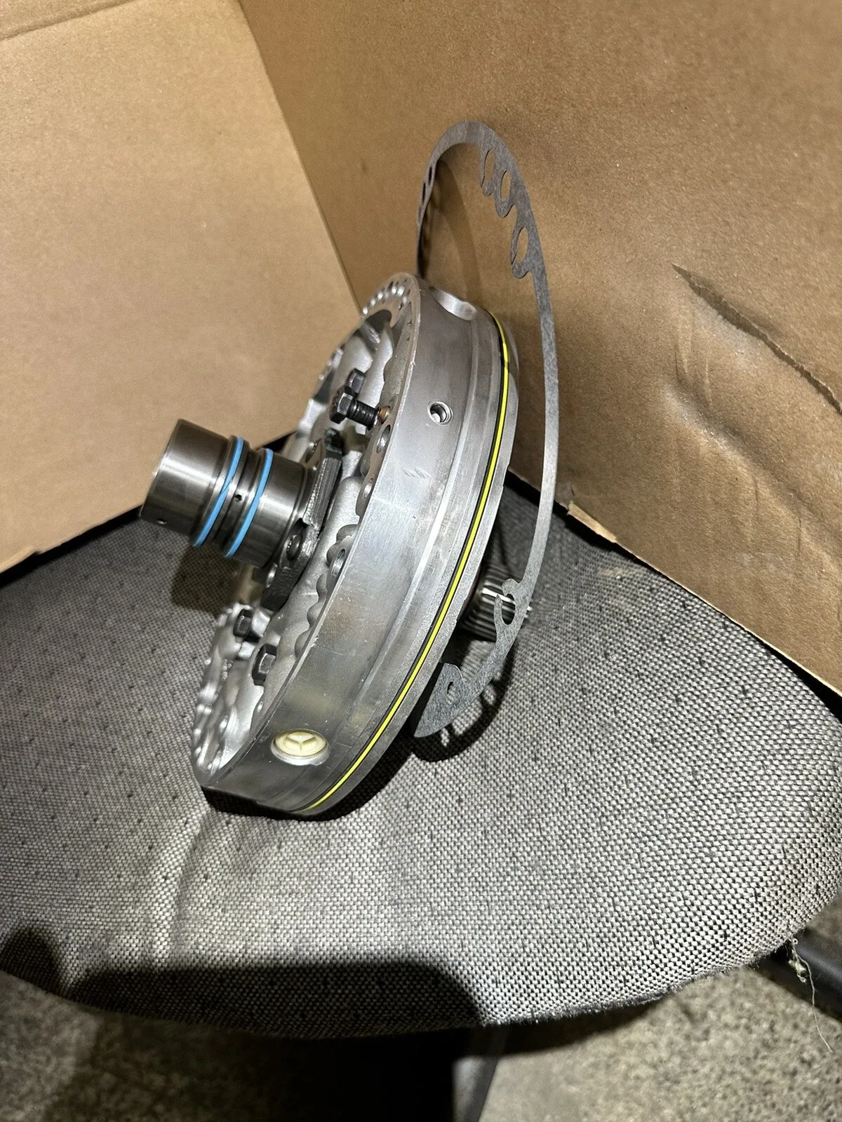 1984-3/87 700R4 Pump with Large Input Shaft — 10 Vane Remanufactured image 2