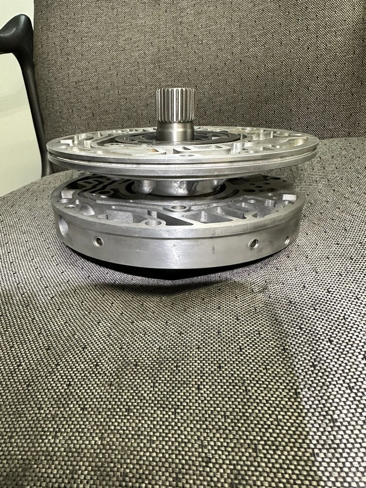 1984-3/87 700R4 Pump with Large Input Shaft — 10 Vane Remanufactured image 4