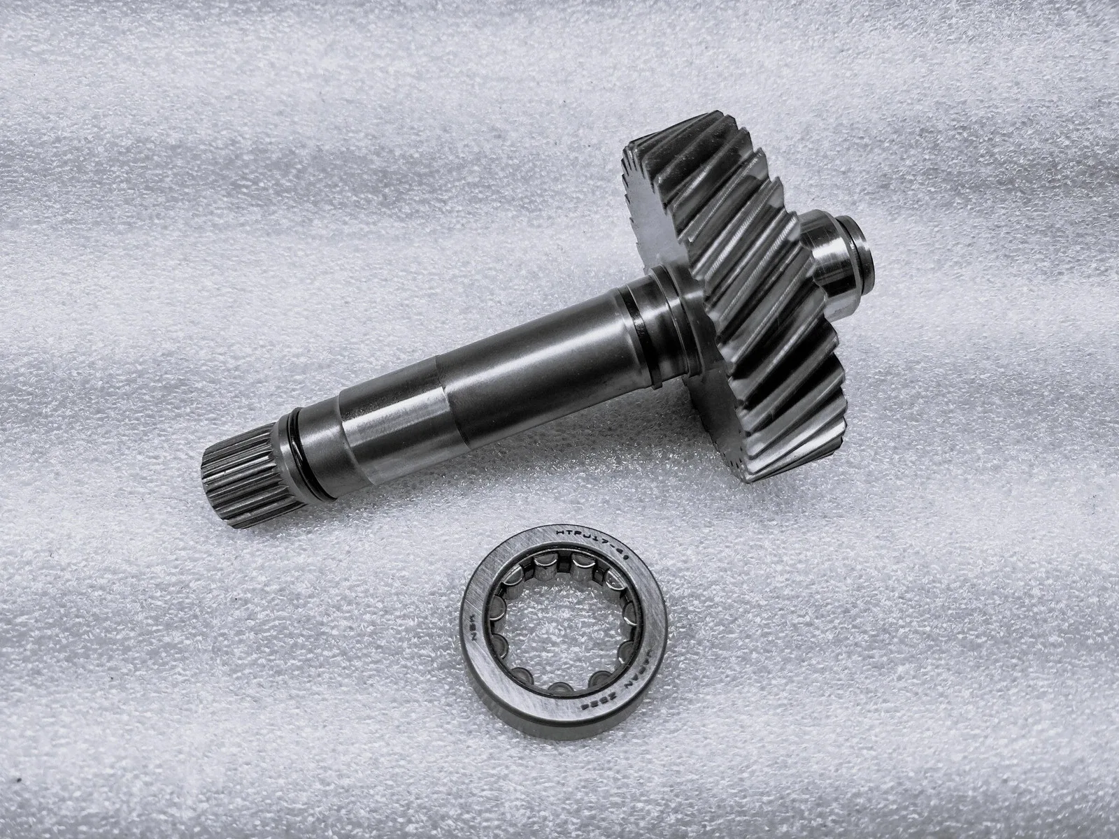 2017-2019 Nissan Versa 1.6L JF015E / RE0F11A Input Shaft Gear w/ Bearing 212851D
