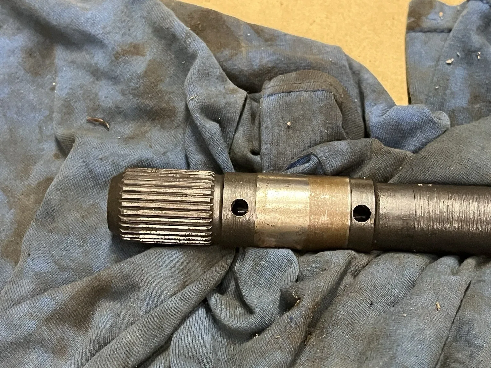 1976 Chevrolet Vega TH250 Input Shaft image 3