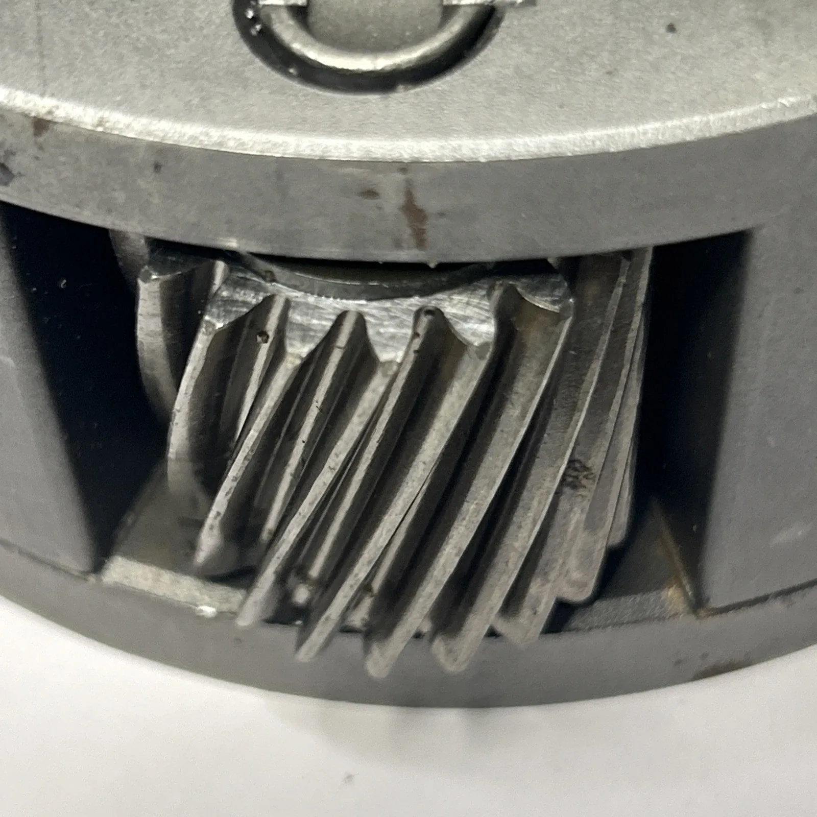 GM NP233C Planetary Gear Set with 27-Spline Input Shaft MPN 492588 image 3