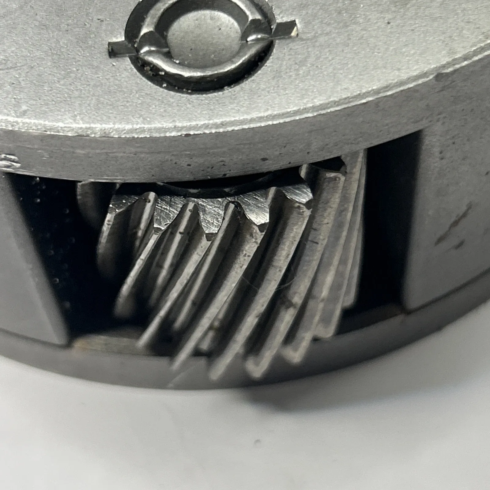 GM NP233C Planetary Gear Set with 27-Spline Input Shaft MPN 492588 image 4