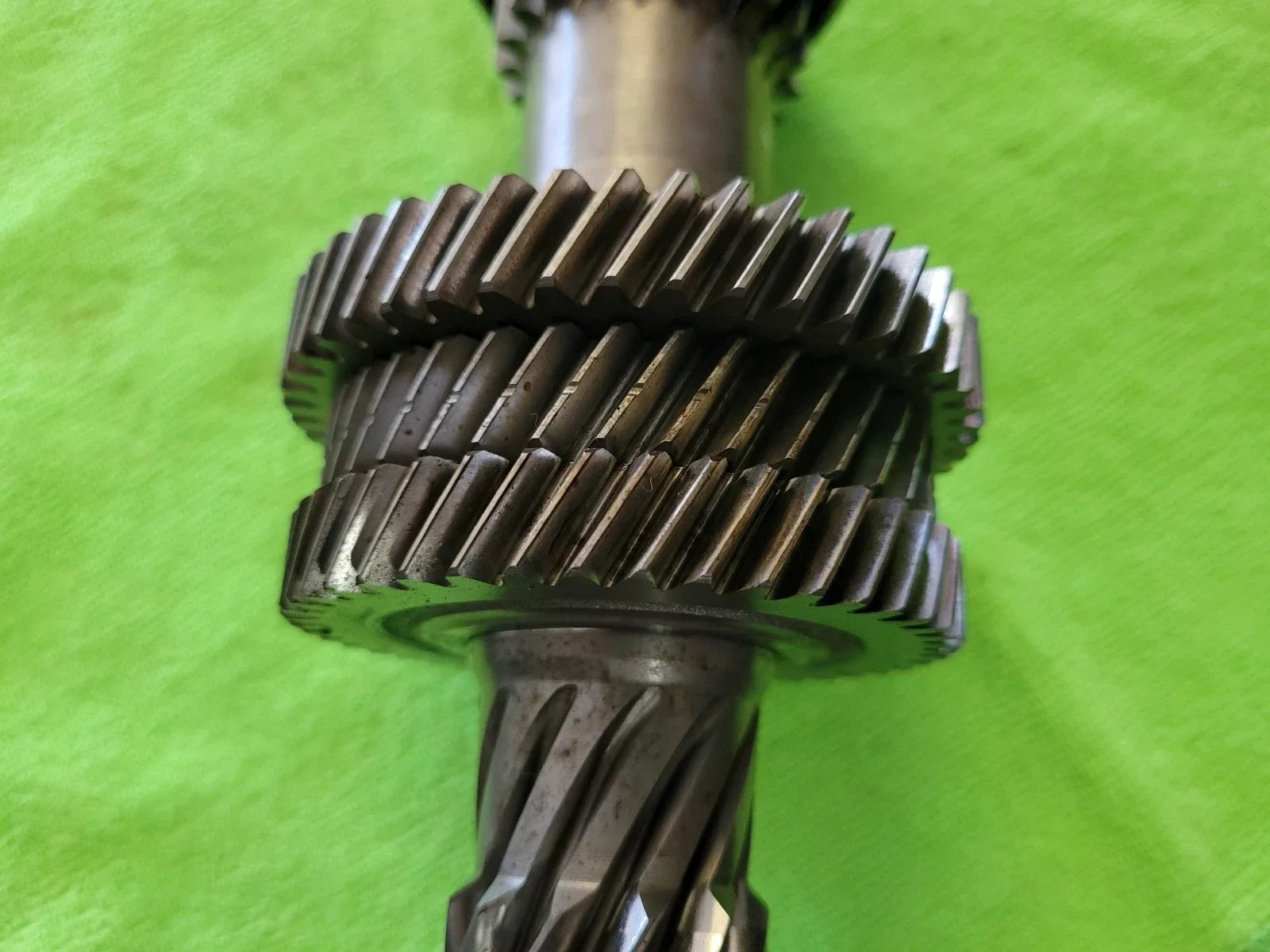Ford Focus Dual Clutch Transmission Input Shaft (OEM) image 4