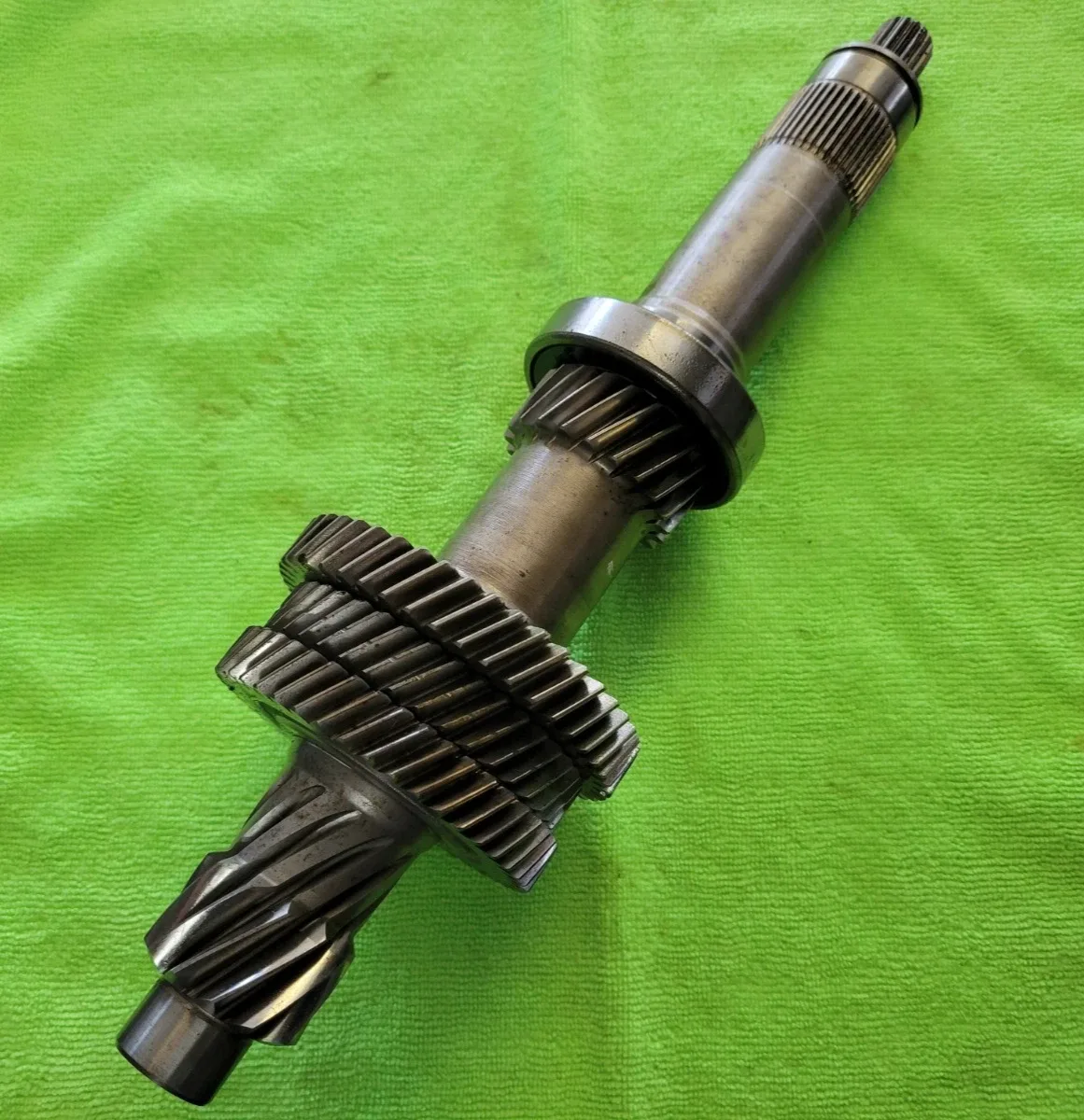Ford Focus Dual Clutch Transmission Input Shaft (OEM)