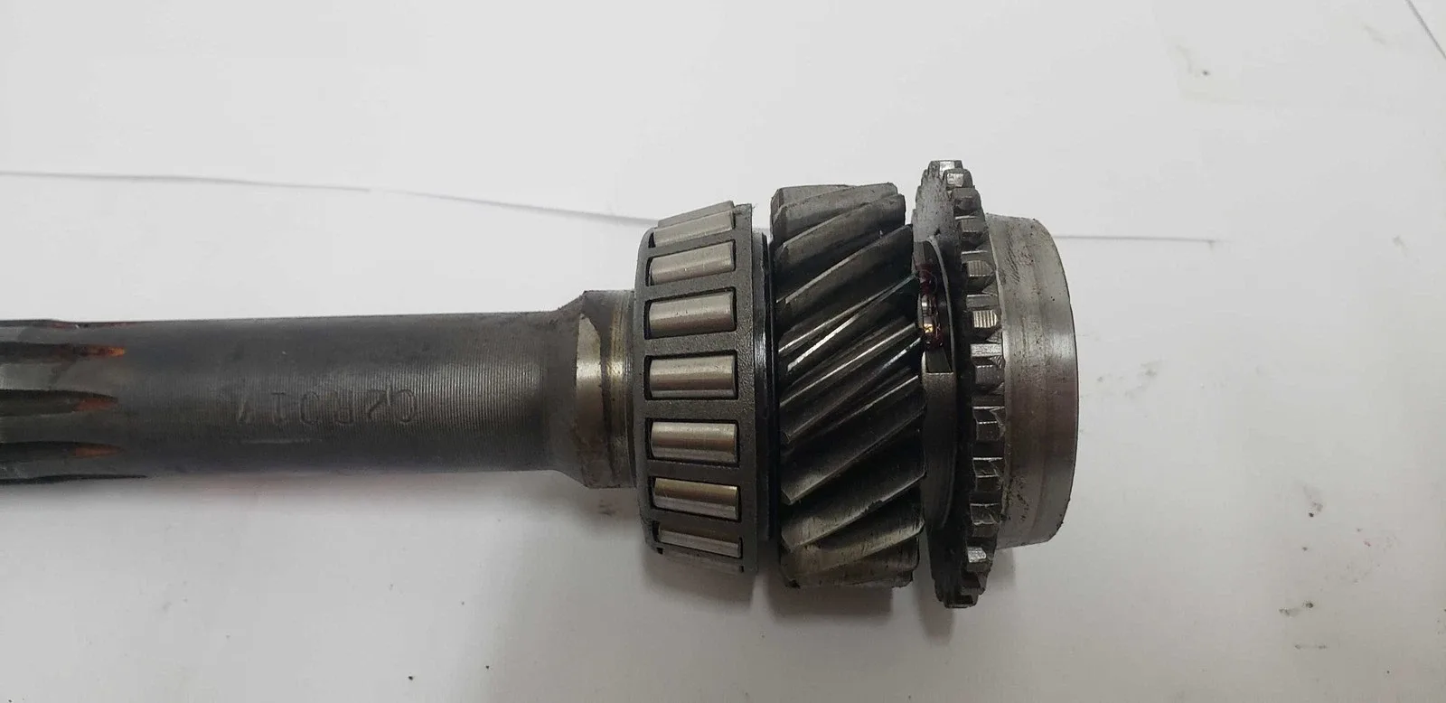 1987 Ford Thunderbird T5 25-Tooth Input Shaft image 3