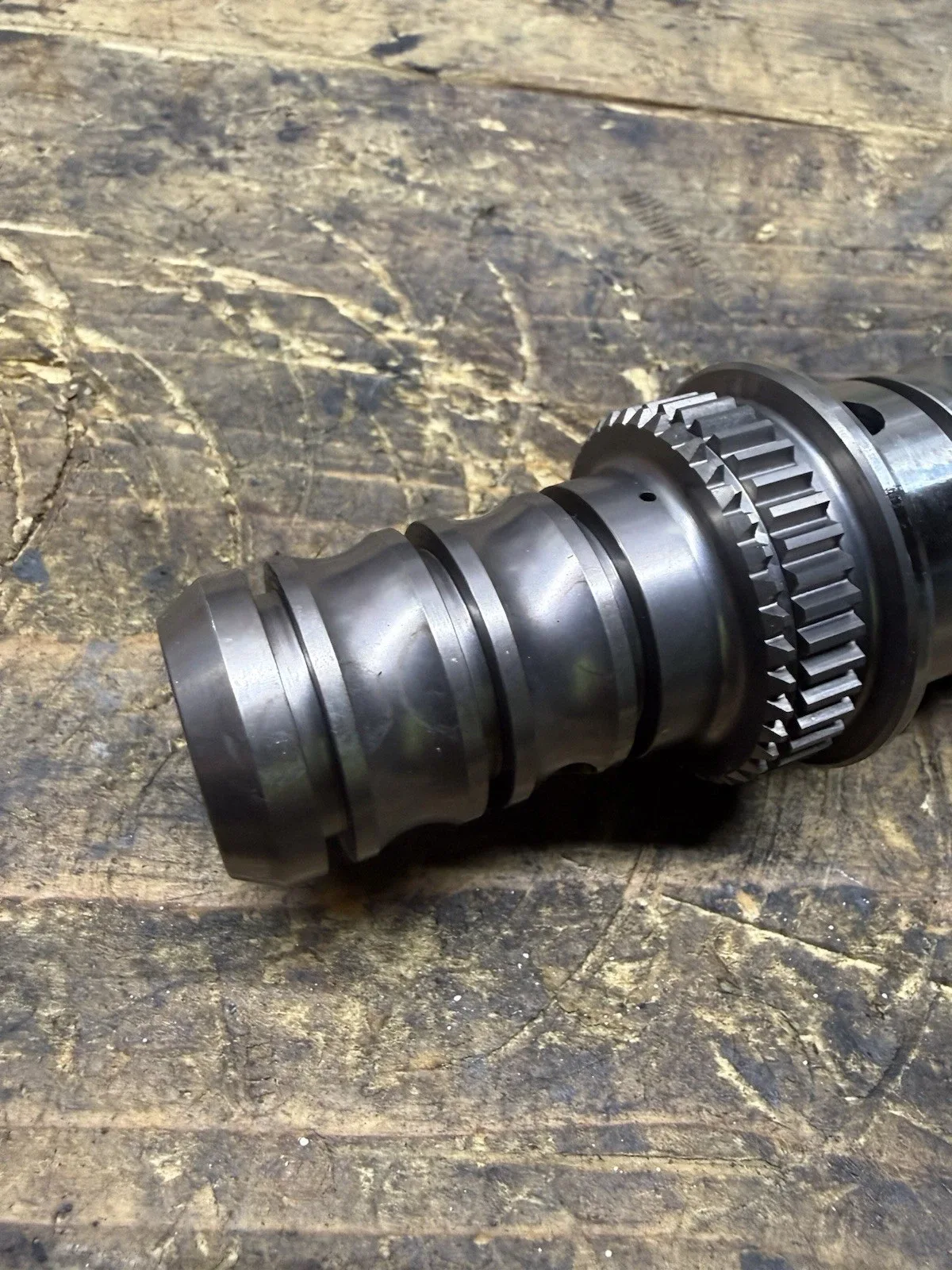 GM 8L90 Input Shaft TCS 8L9600 image 4