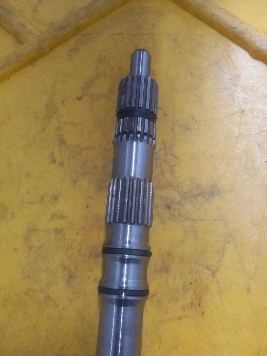 Used General Motors Powerglide Input Shaft - PG Spline for 1.82 Planetary Style image 3