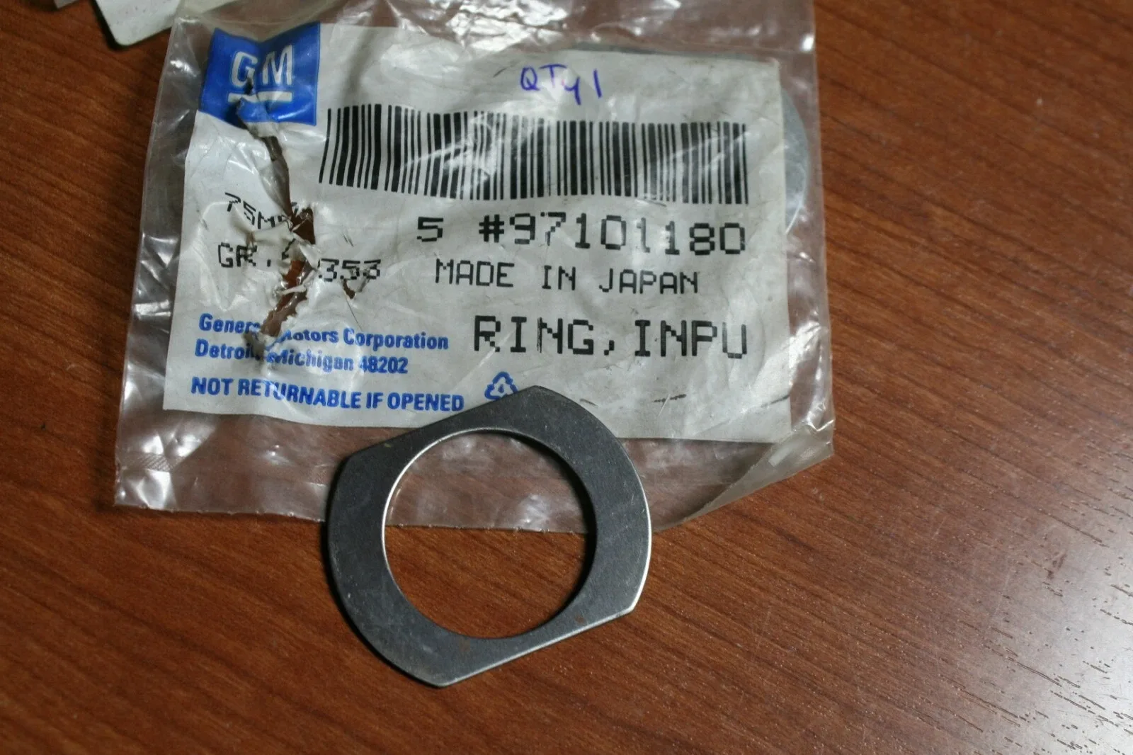 1995-1999 Cavalier & Sunfire, 1995-1996 Baretta Transmission Input Shaft Bearing Retainer — ACDelco 97101180