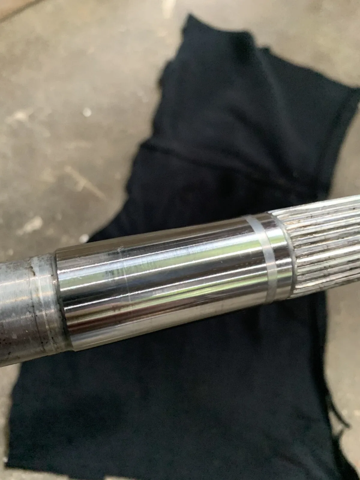 OBS Ford E4OD Transmission Input Shaft OEM image 2