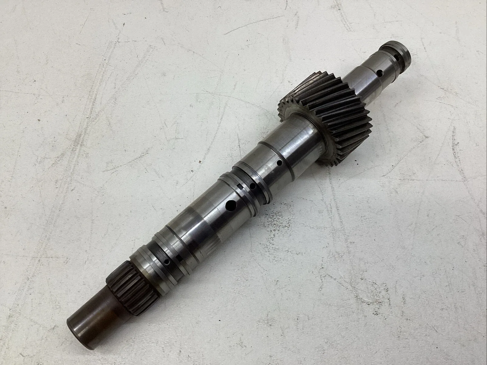 FORD FMX AUTOMATIC TRANSMISSION INPUT SHAFT, 30 SPLINE. image 2
