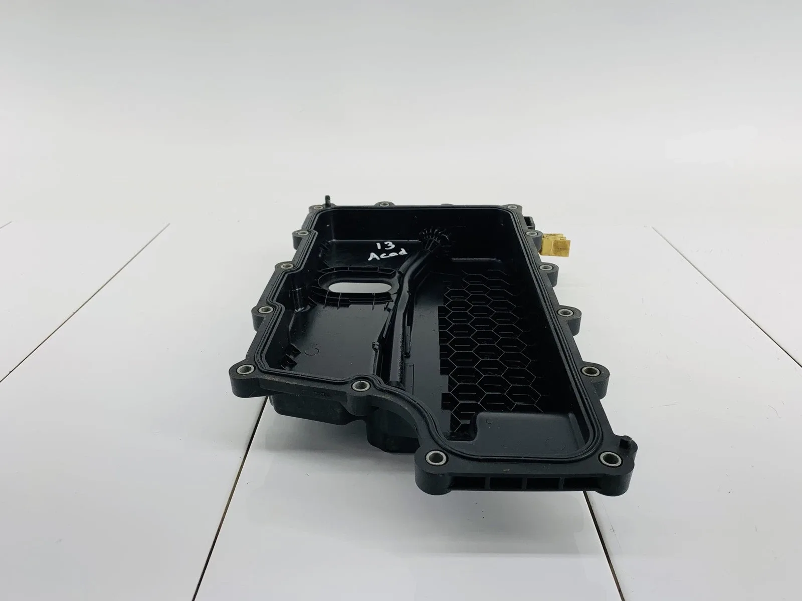 2007-2019 GMC Acadia Automatic Transmission Valve Body Cover & Dipstick - 24265264/24237274 image 4