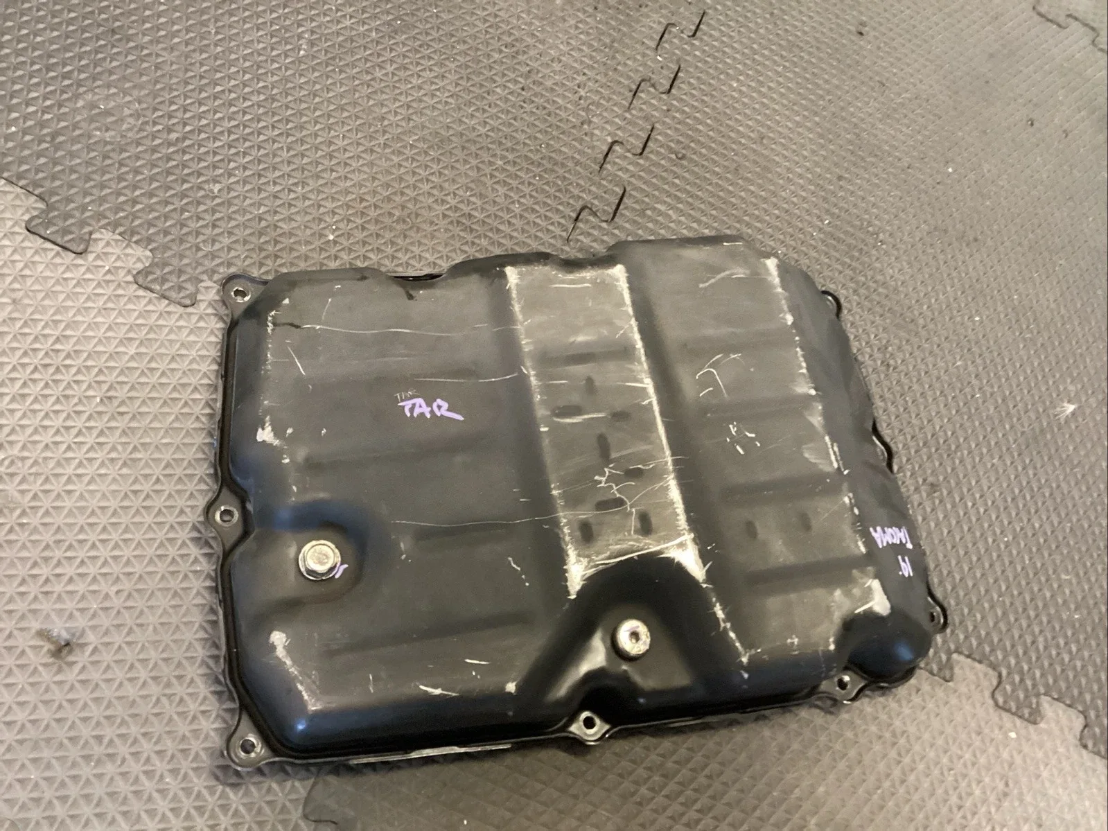 2016-2023 TOYOTA TACOMA AUTOMATIC TRANSMISSION OIL PAN OEM 35106-04010 image 3