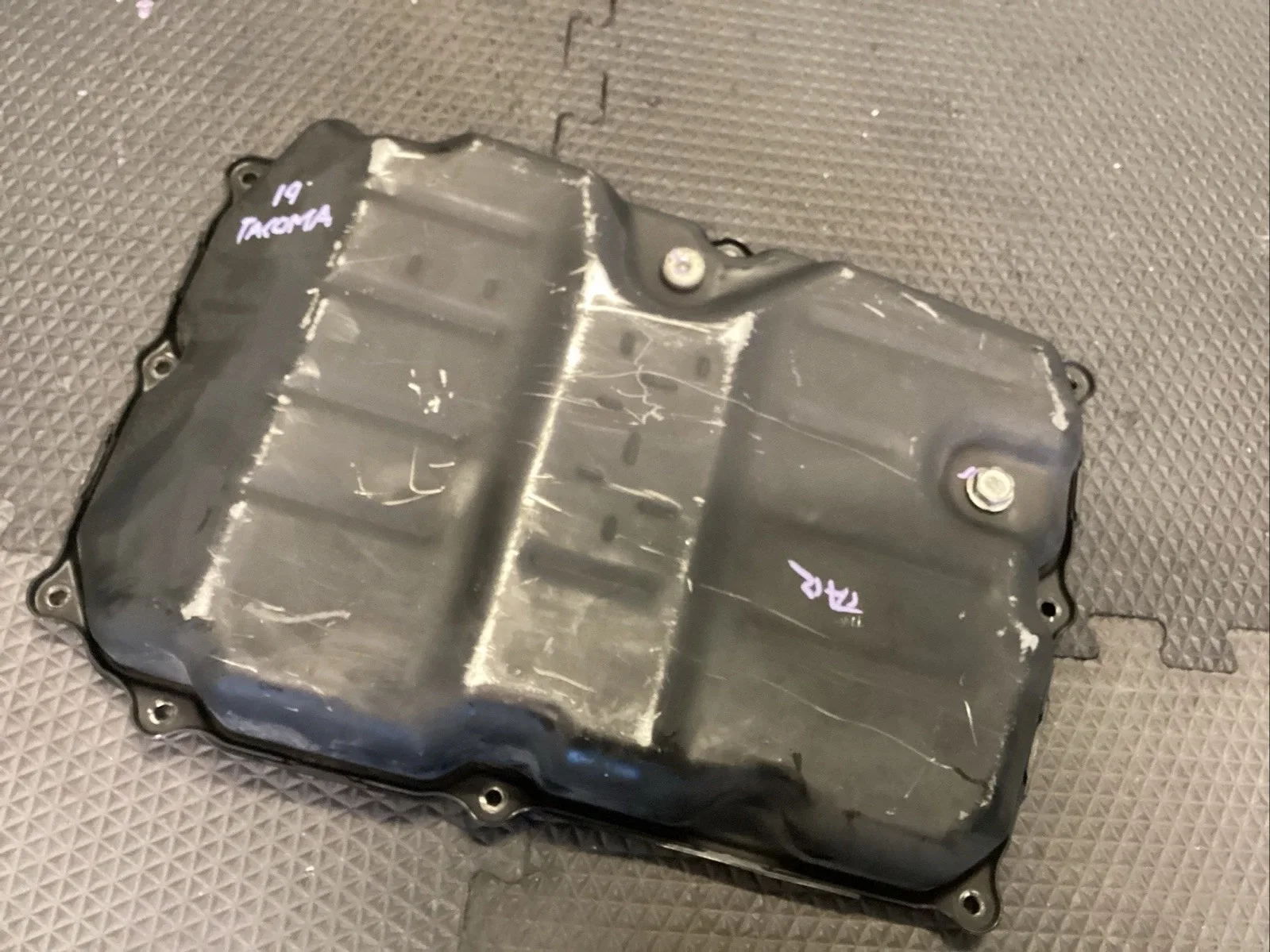 2016-2023 TOYOTA TACOMA AUTOMATIC TRANSMISSION OIL PAN OEM 35106-04010 image 4
