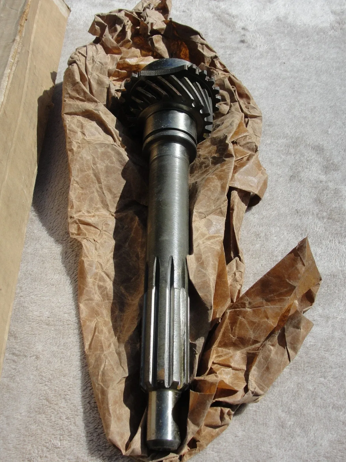 1947-1964 Jeep Automatic Transmission Input Shaft J0906203 (T90)