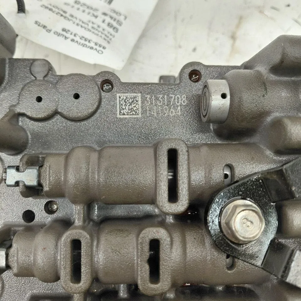 2016-2018 Kia Sorento Automatic Transmission Valve Body 981 image 2