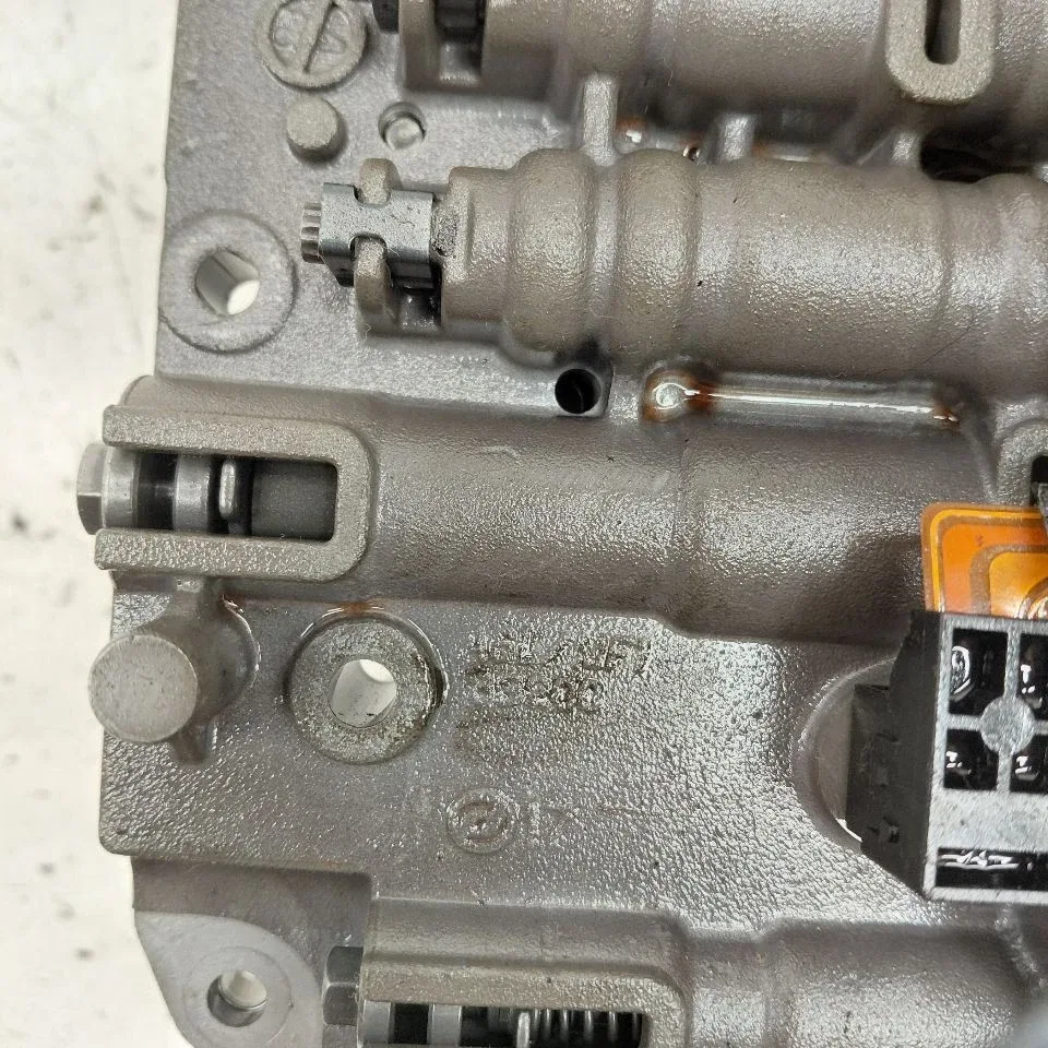 2016-2018 Kia Sorento Automatic Transmission Valve Body 981 image 3