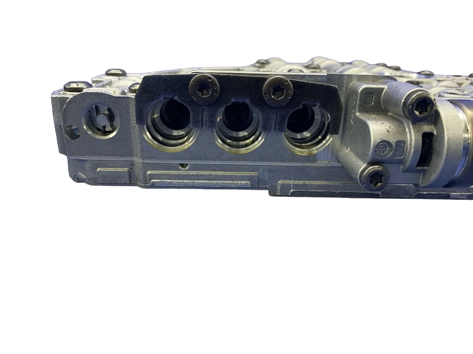 2017-2023 Porsche Boxster DCT Automatic Transmission Valve Body - Missing Solenoids image 4