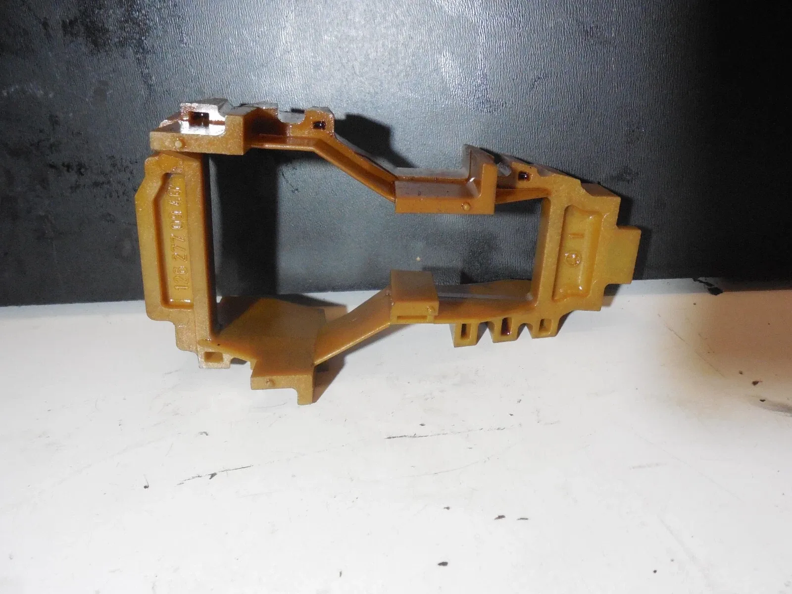 1986-1989 Mercedes-Benz 560SL 722.313 Transmission Brake Band Bracket MPN 1262770940