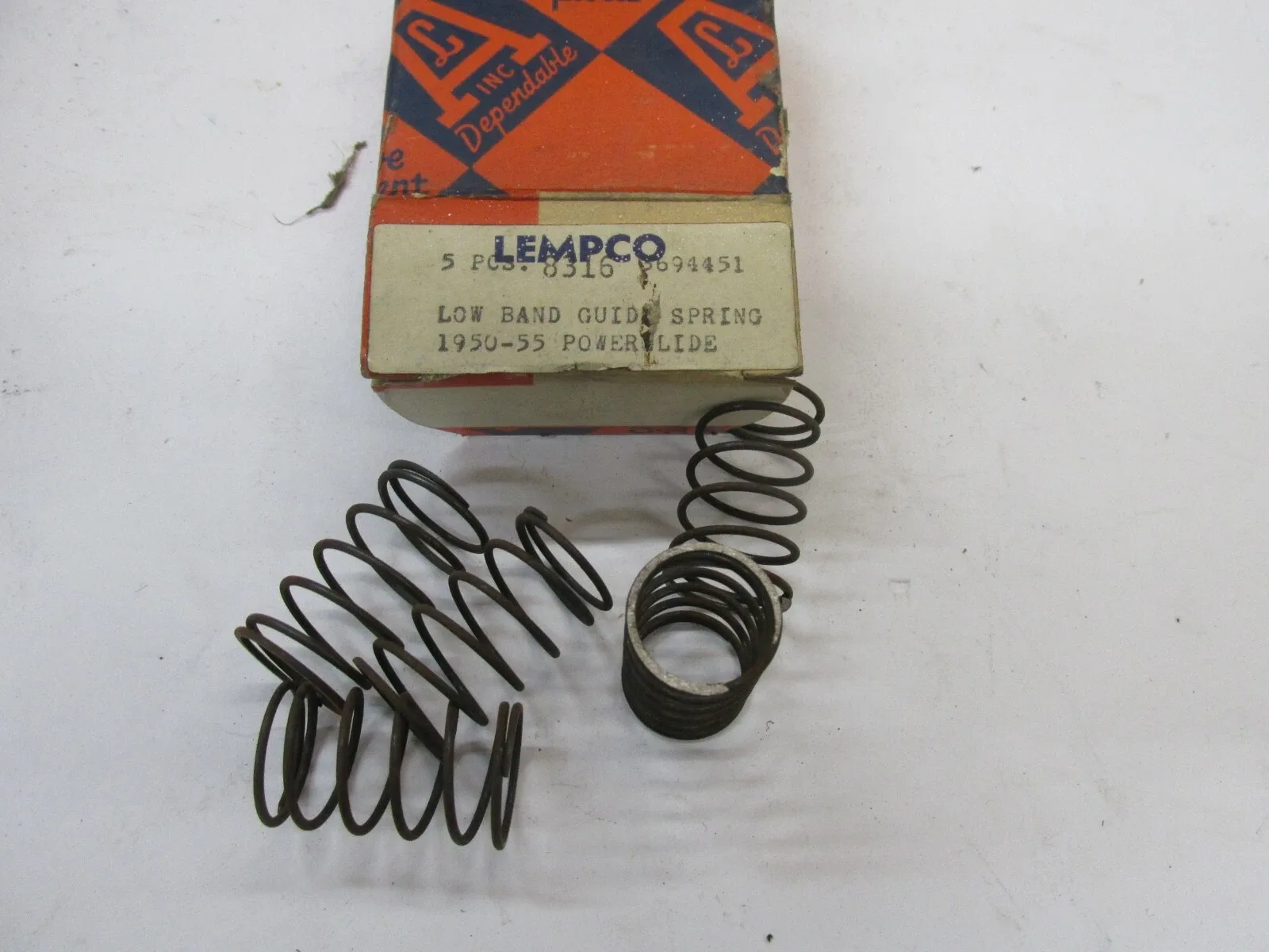 1950 -55 CHEVY POWERGLIDE TRANSMISSION LOW BAND GUIDE SPRING