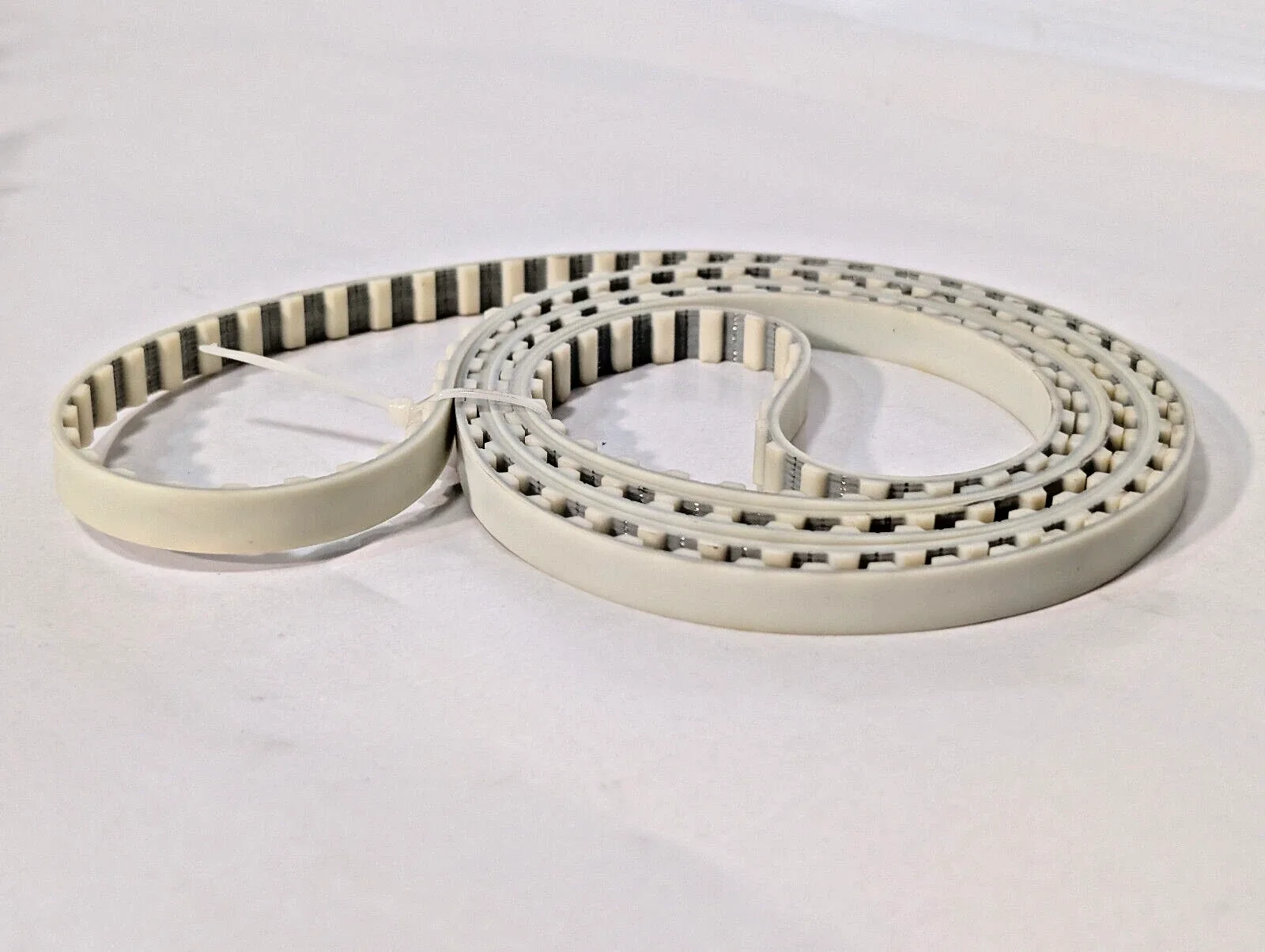 LC09000L0 Transmission Timing Belt (White) image 4