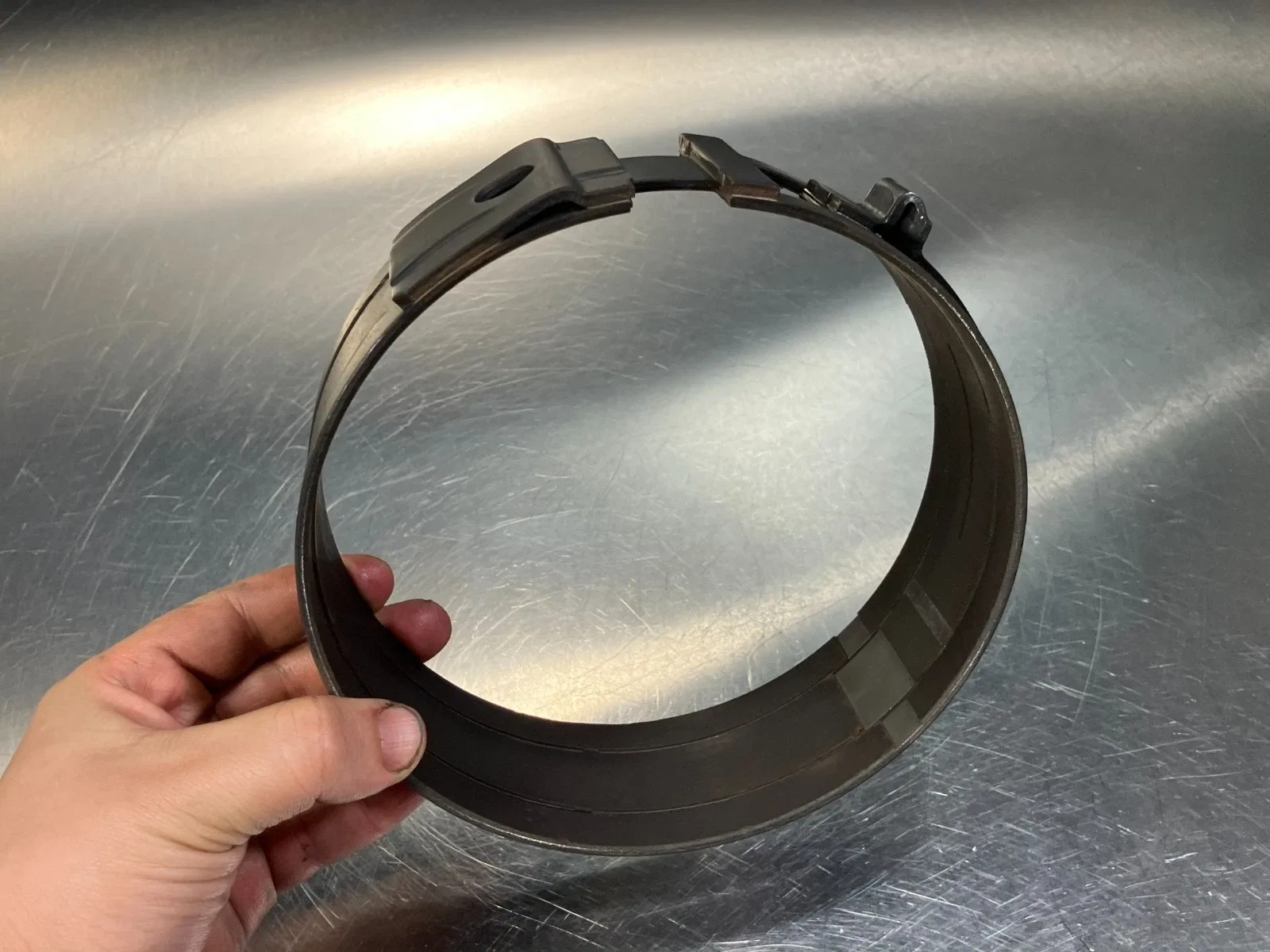 2010-2017 Volvo XC60 3.2L Transmission Brake Band KJ12D124A image 2