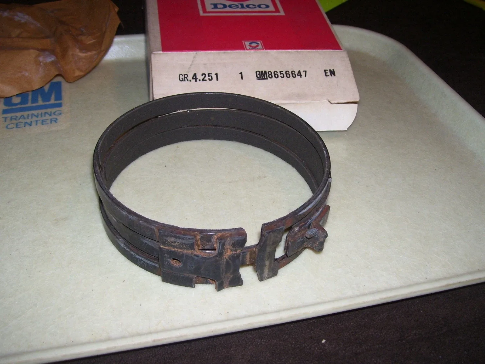 GM TH440 (4T60) 1st/2nd Gear Transmission Band OEM 8656647 image 2