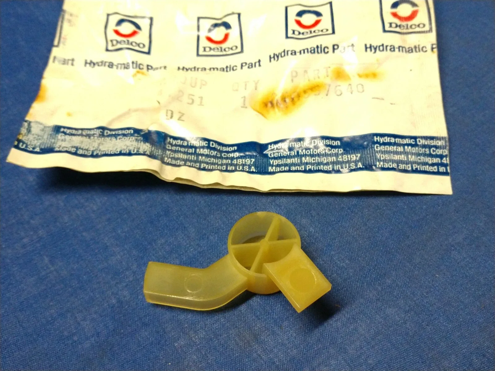 Delco GM 8637640 Transmission Band Anchor Hole Plug (NOS) image 2