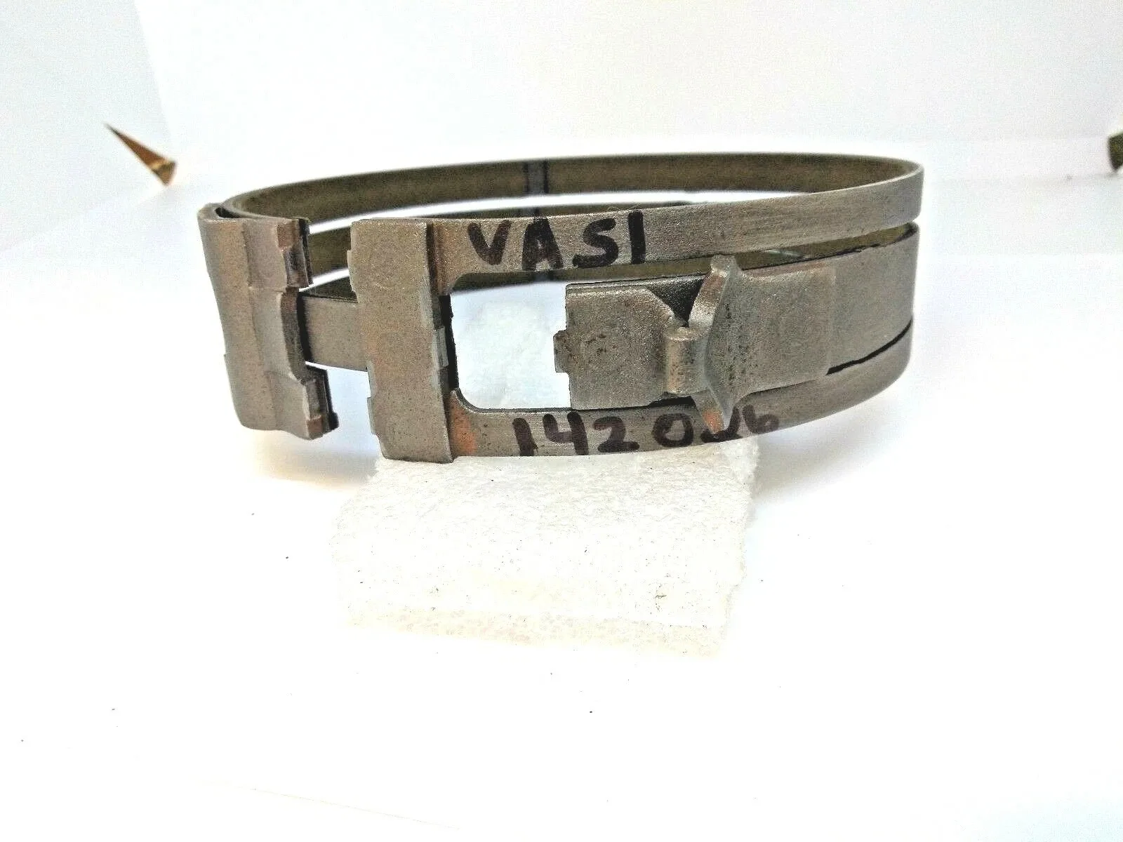. r4a51 v4a51 Band reduction for Mitsubishi Montero transmission band image 2