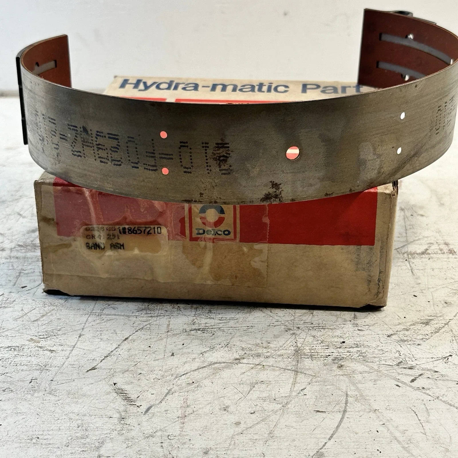 New OEM 8657210 GM 1982-1990 Buick Chevrolet Auto Transmission Intermediate Band