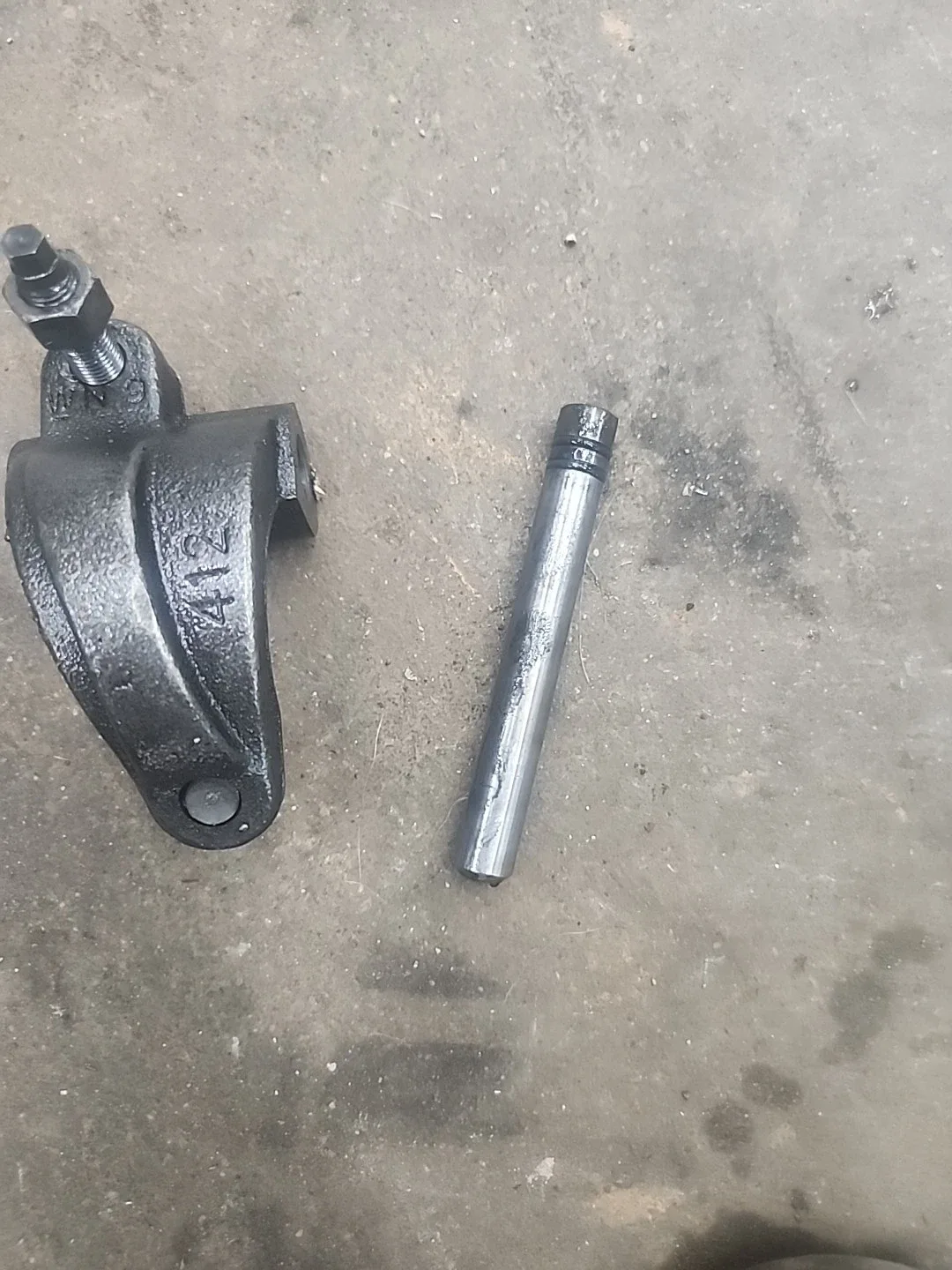 2001 Dodge Ram 47RE Low Reverse Band Lever Arm & Pin image 3